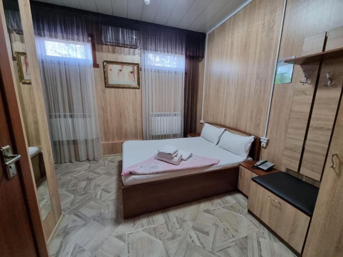 Bal-Meyir Hotel Almati Kültér fotó